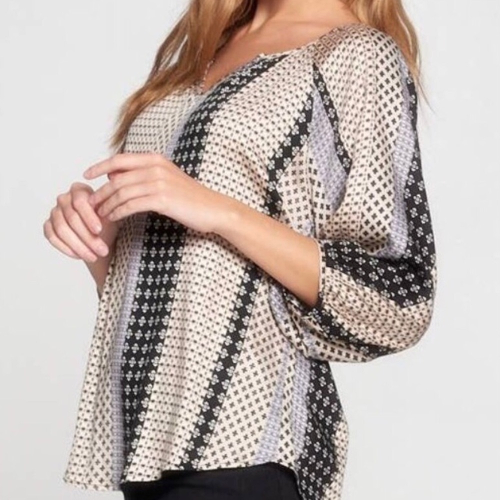 Renee C Black, Gray and Cream Geo & Stripes 3/4 Sleeve NWOT